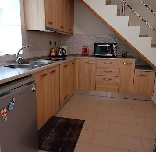 Sunnyside Apartment